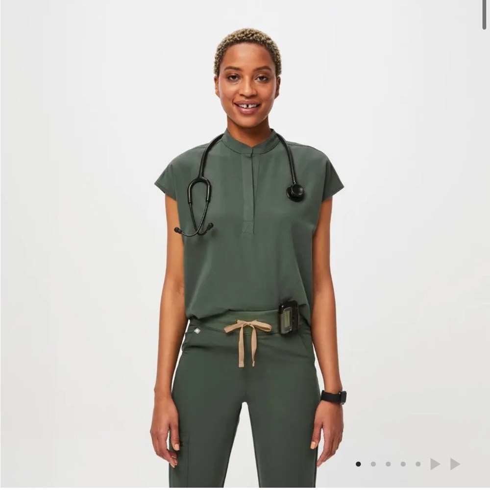 FIGS Manila Oversized Scrub Top in moss